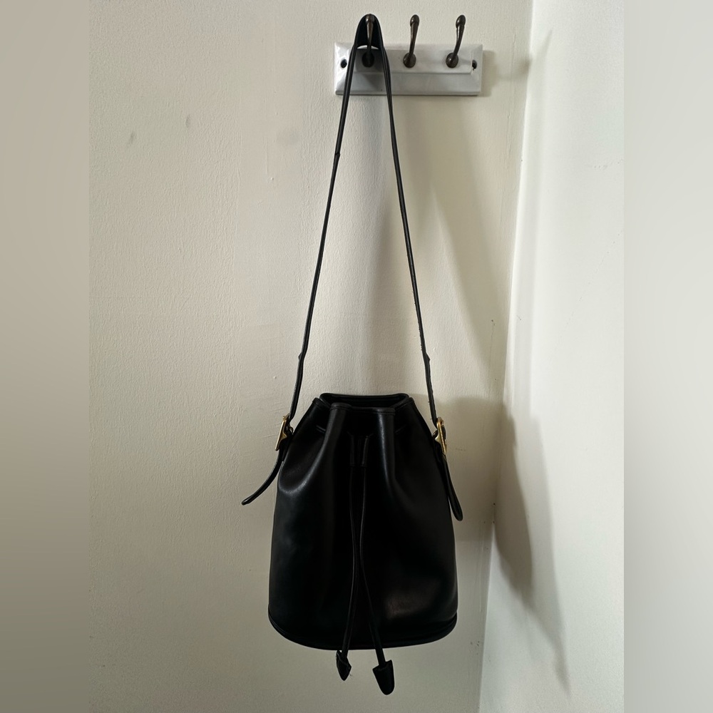 COACH Vintage Lula’s Legacy Leather Shoulder Bag #9952 in Black